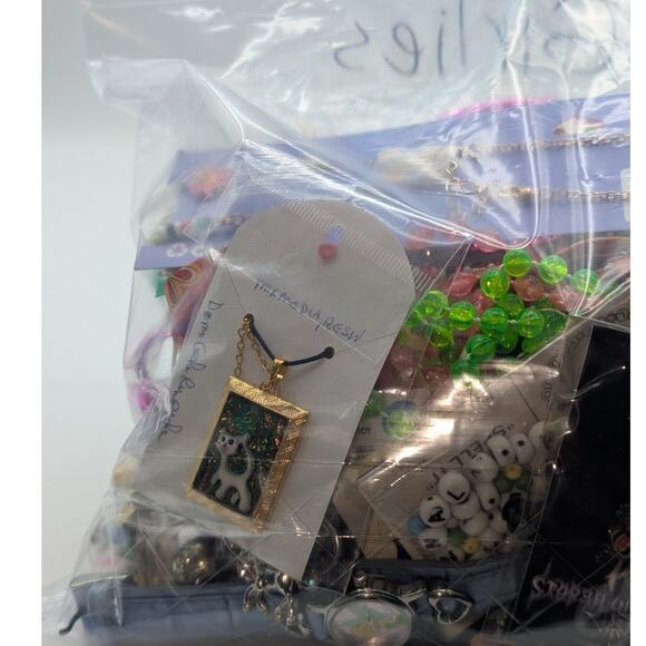 Lil Girlies' Fun Mystery Jewelry Bag of Her Very Own - Picture 7 of 7